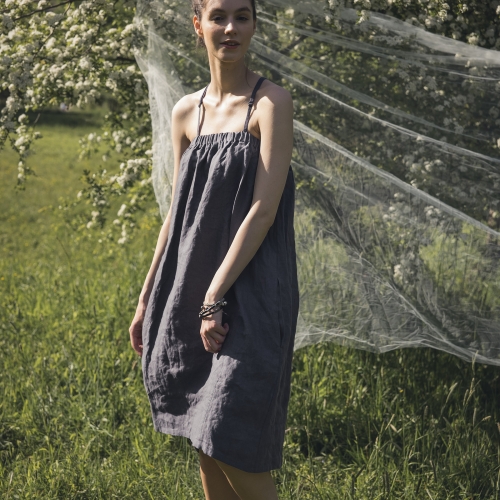 Lniana sukienka na ramiączkach grafitowa