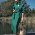 Lniana sukienka koszulowa szmaragdowa